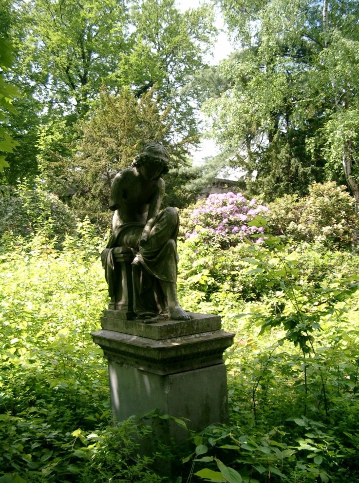 Statue
