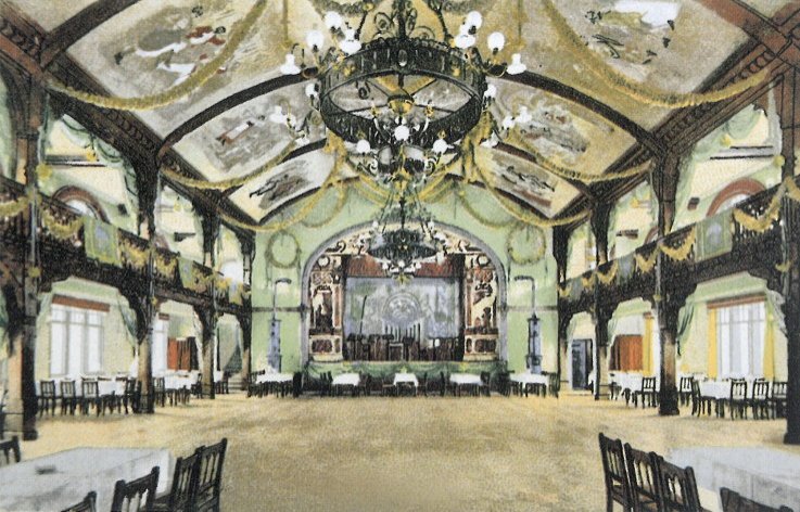 Saal innen historisch