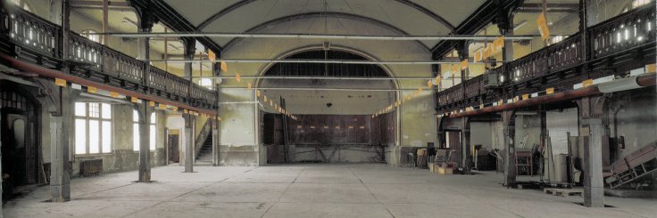 Saal als Lagerraum